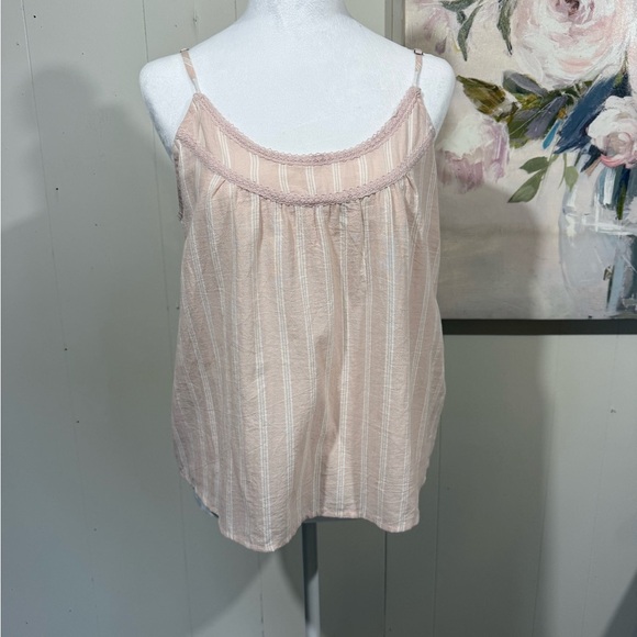 Abercrombie & Fitch Tops - Abercrombie & Fitch Pink Striped tank top with lace details